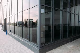 Будівництво сервісного центру з продажу техніки CLAAS ТОВ Крона Калинівка 48