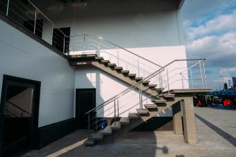 Будівництво сервісного центру з продажу техніки CLAAS ТОВ Крона Калинівка 39