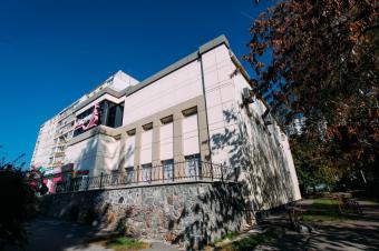 Магазин Кенгуру м Біла Церква буль 50-ти річчя Перемоги 3